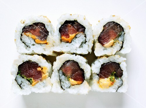Inside-out rolls with tuna