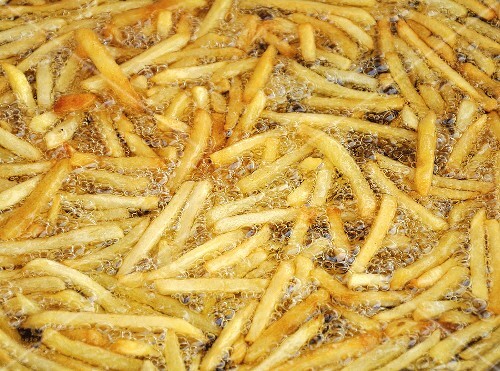 Pommes frites in Palmöl fritieren