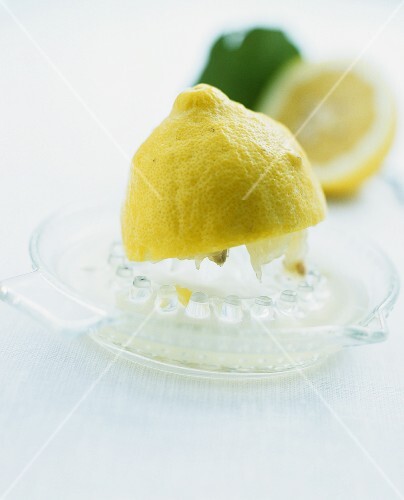 Lemon squeezer