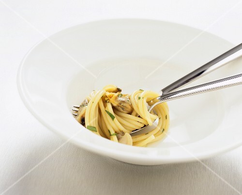 Spaghetti with clams