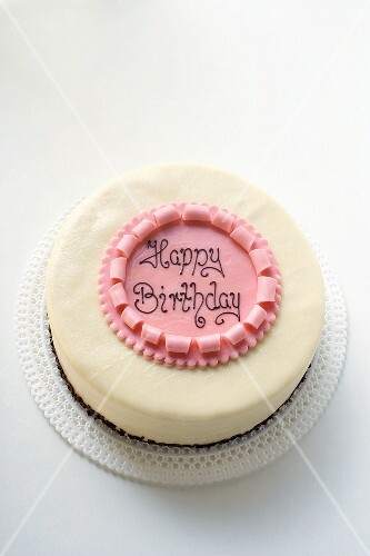 Birthday cake with the words 'Happy Birthday'