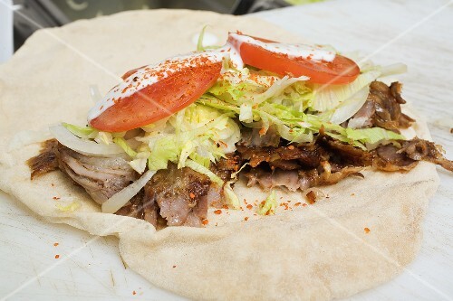 Dürüm döner (rolled döner) ready for rolling