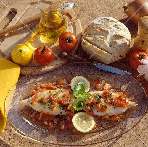 Cuttlefish with tomatoes