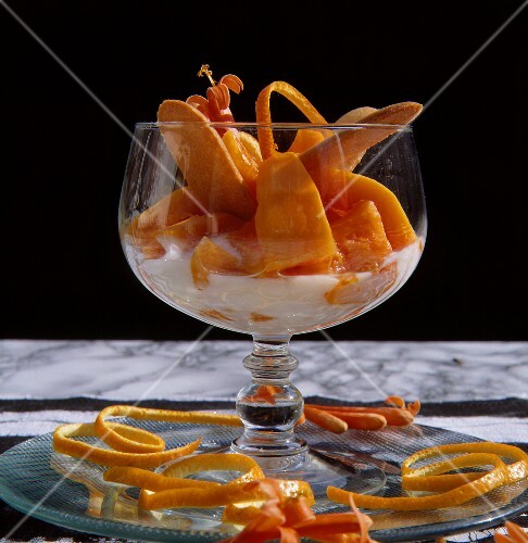 Yoghurt and papaya dessert in a glass