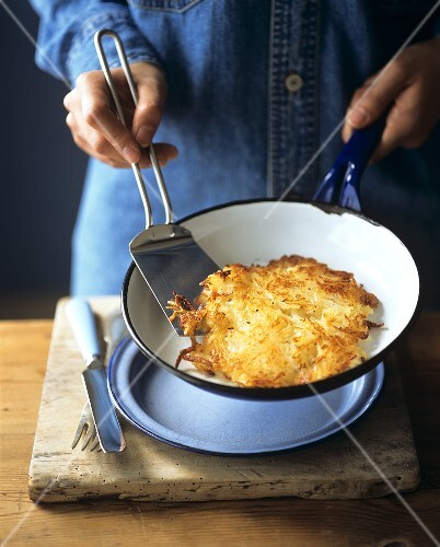 Rosti in the pan