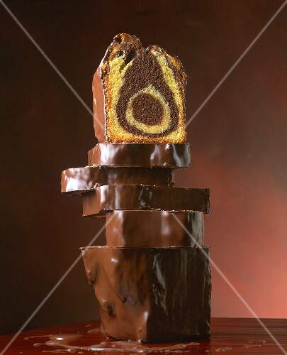 Marmorkuchen mit Schokoglasur