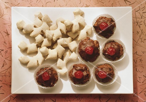 Lignitz cakes and Swiss Chräbeli cookies