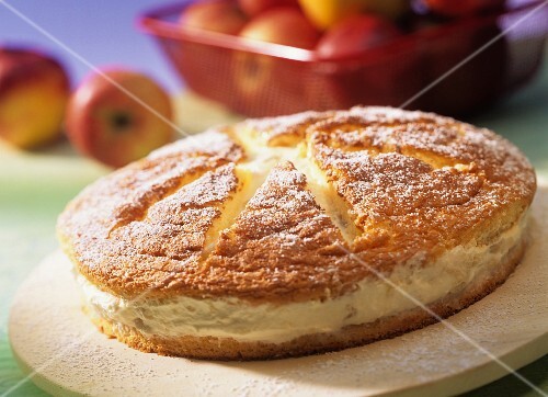 Apple and mascarpone cake with icing sugar