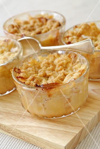 Quince pudding with pears and ginger