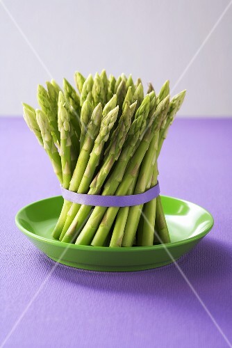 A bundle of green asparagus