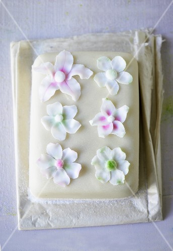Marzipan cake with fondant flowers