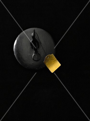 Object with gold price tag