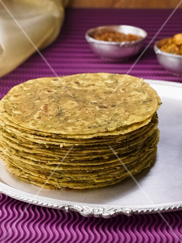 Methi thepla (Indian flatbread) with mango pickle