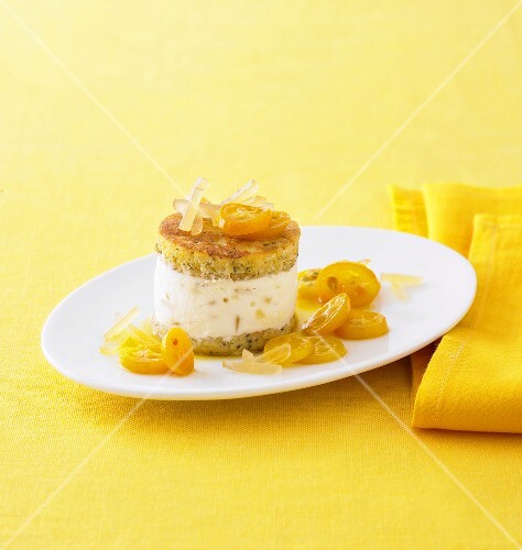 Geschichtete Ingwercreme mit kandierten Kumquats