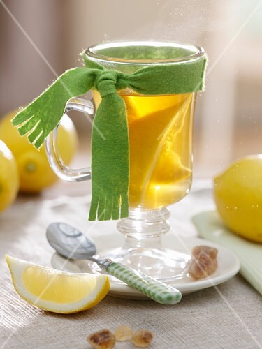 Hot lemon (cold cure)