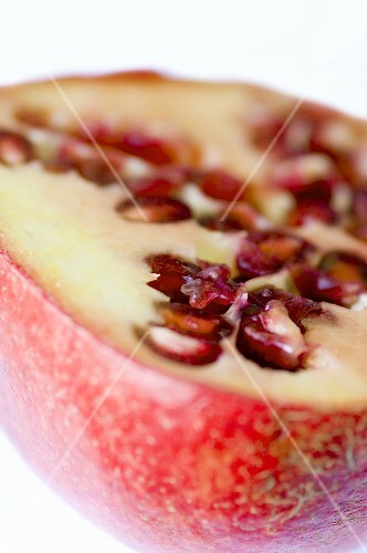 Half a pomegranate (close-up)