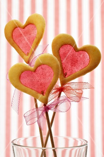Window cookies (biscuits with sugar 'window') on sticks