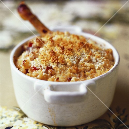 Cassoulet de Toulouse (Bean stew with duck and sausage)