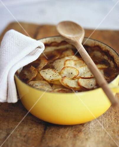 Lancashire hotpot (Meat and potato casserole, UK)