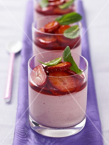 Erdbeer-Joghurt-Creme