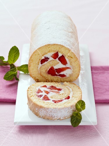Strawberry roulade