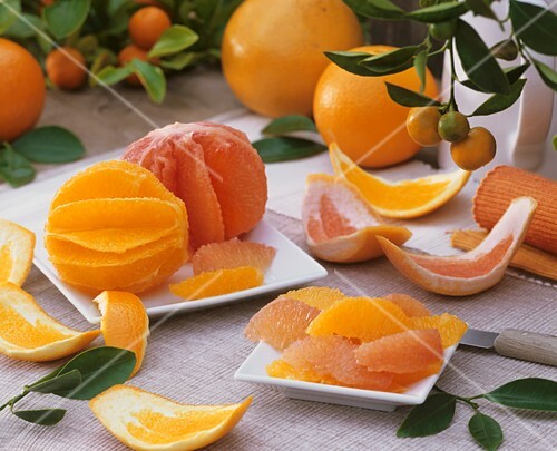 Filetierte Orange und Grapefruit