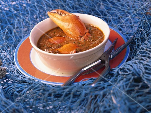 Pulikat Nanda (Crab in chilli sauce with tamarinds, India)