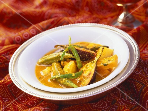 Sindhi Besan Ka Curry (Sindhi-style curry, India)