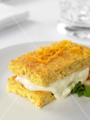 Orange cake with yoghurt