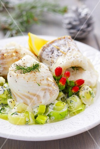 Cod rolls with creamed leeks (Christmas)