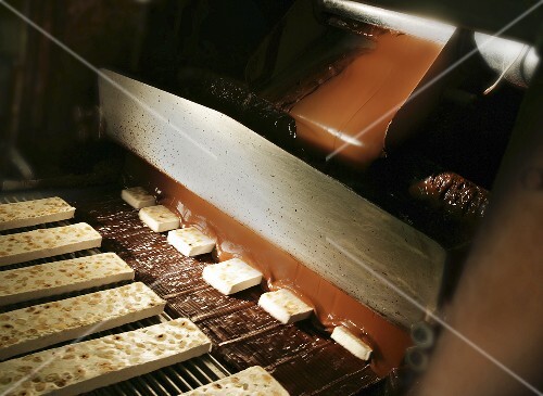 Making torrone