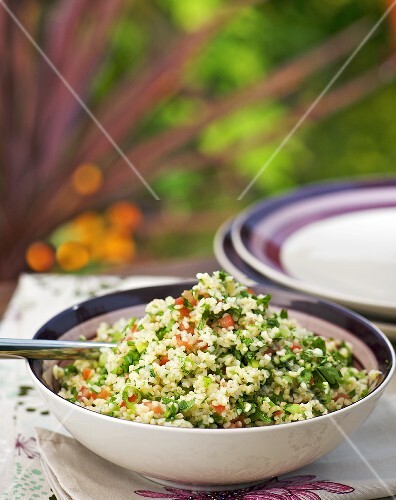 Bulgur salad with fresh herbs