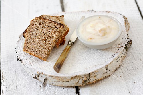 Wholemeal bread with pork dripping