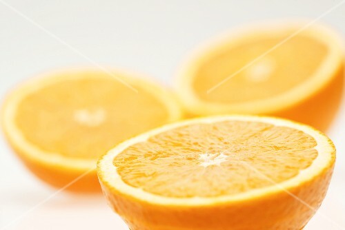 Drei halbe Orangen