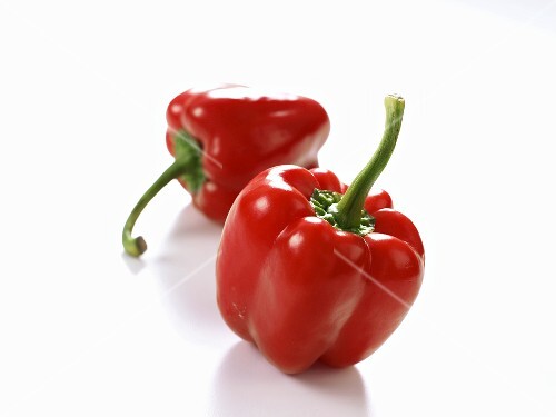Zwei rote Paprikschoten