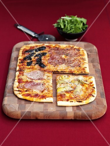 Pizza Quattro Stagioni, cut
