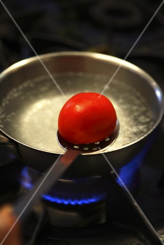 Blanching a tomato