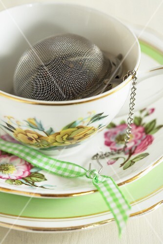 Tea infuser in a cup