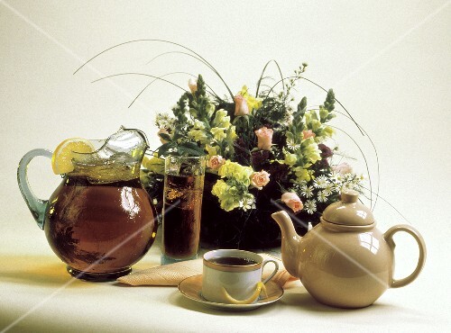 Iced Tea and Hot Tea with Flower Bouquet