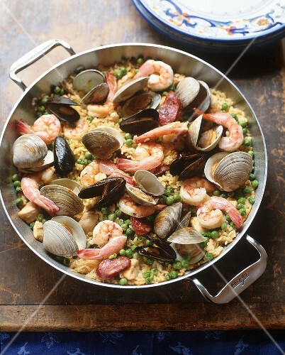 Large Pot of Paella