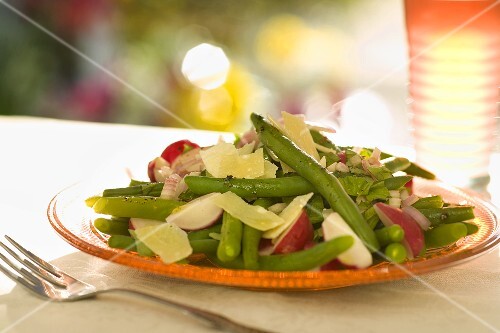 Green Bean Salad with Shaved Parmesan Cheese