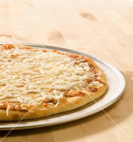 Whole Pizza on a Pizza Pan