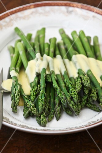 Organic Asparagus with Hollandaise Sauce
