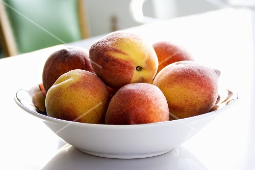 Peaches in a Bowl