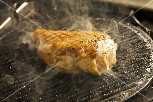 Chicken Breast on Grill Pan; Steaming